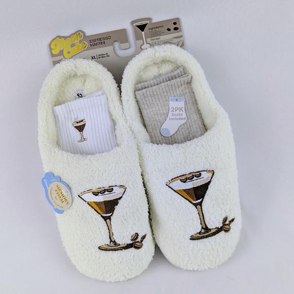 Espresso Martini Slippers Sherpa Embroider Memory Foam Slip On Ivory XL (11) NWT - Picture 1 of 13